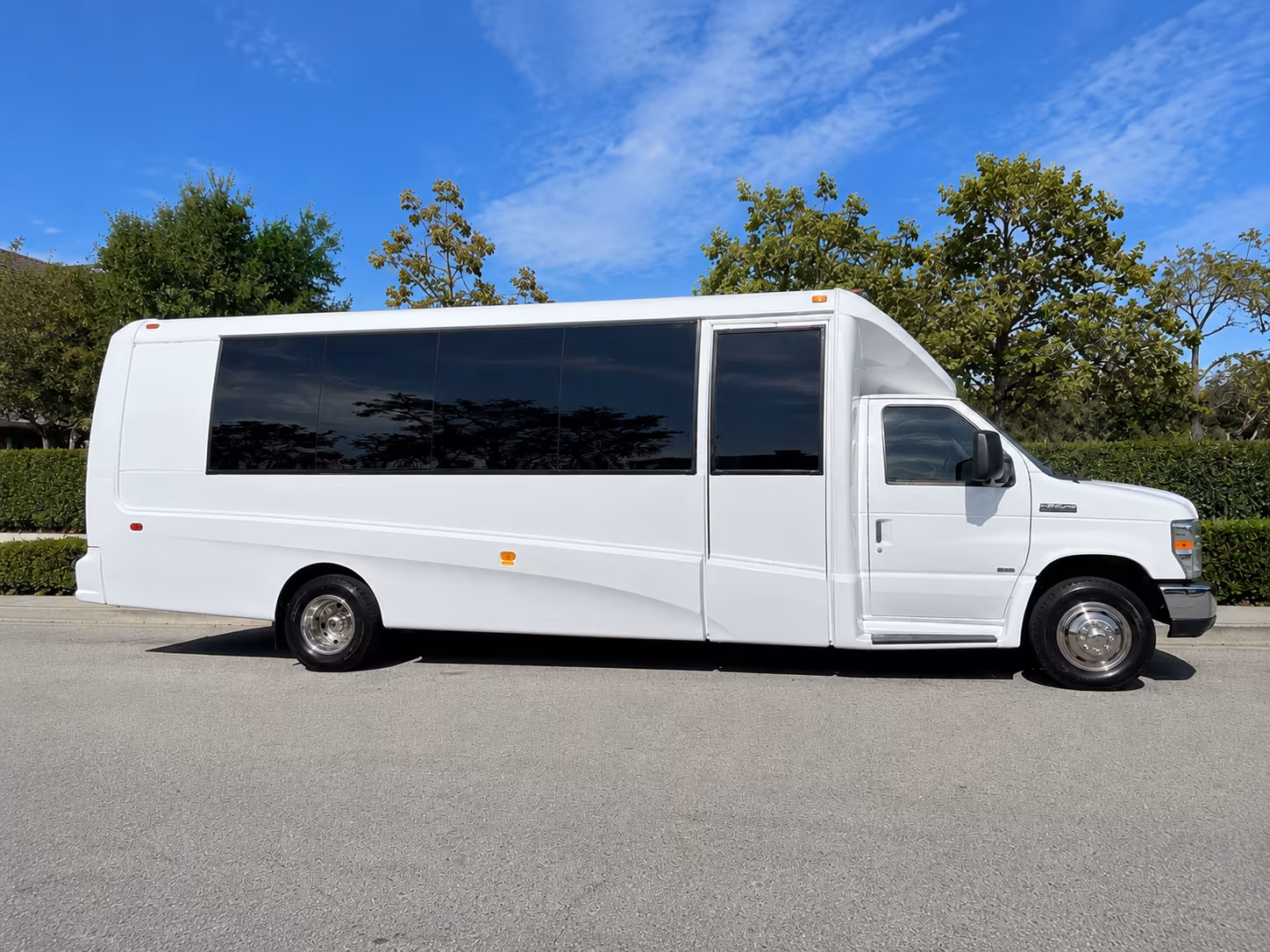 airport transfer buses between kissimmee and orlando international