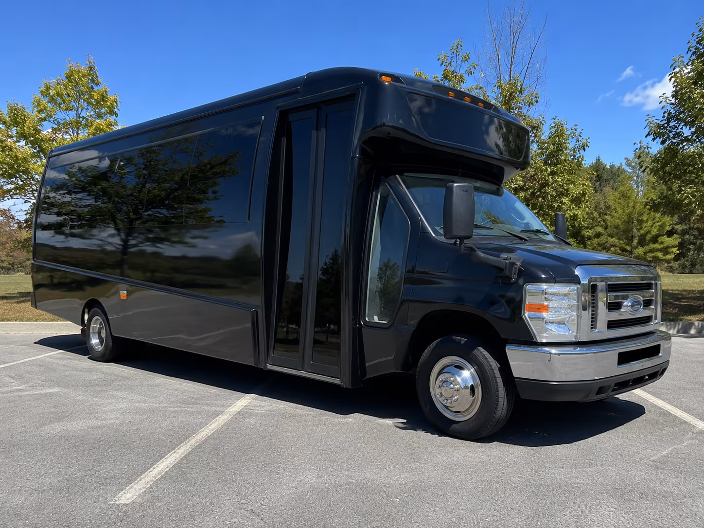 charter buses for large kissimmee prom groups and school organized transportation