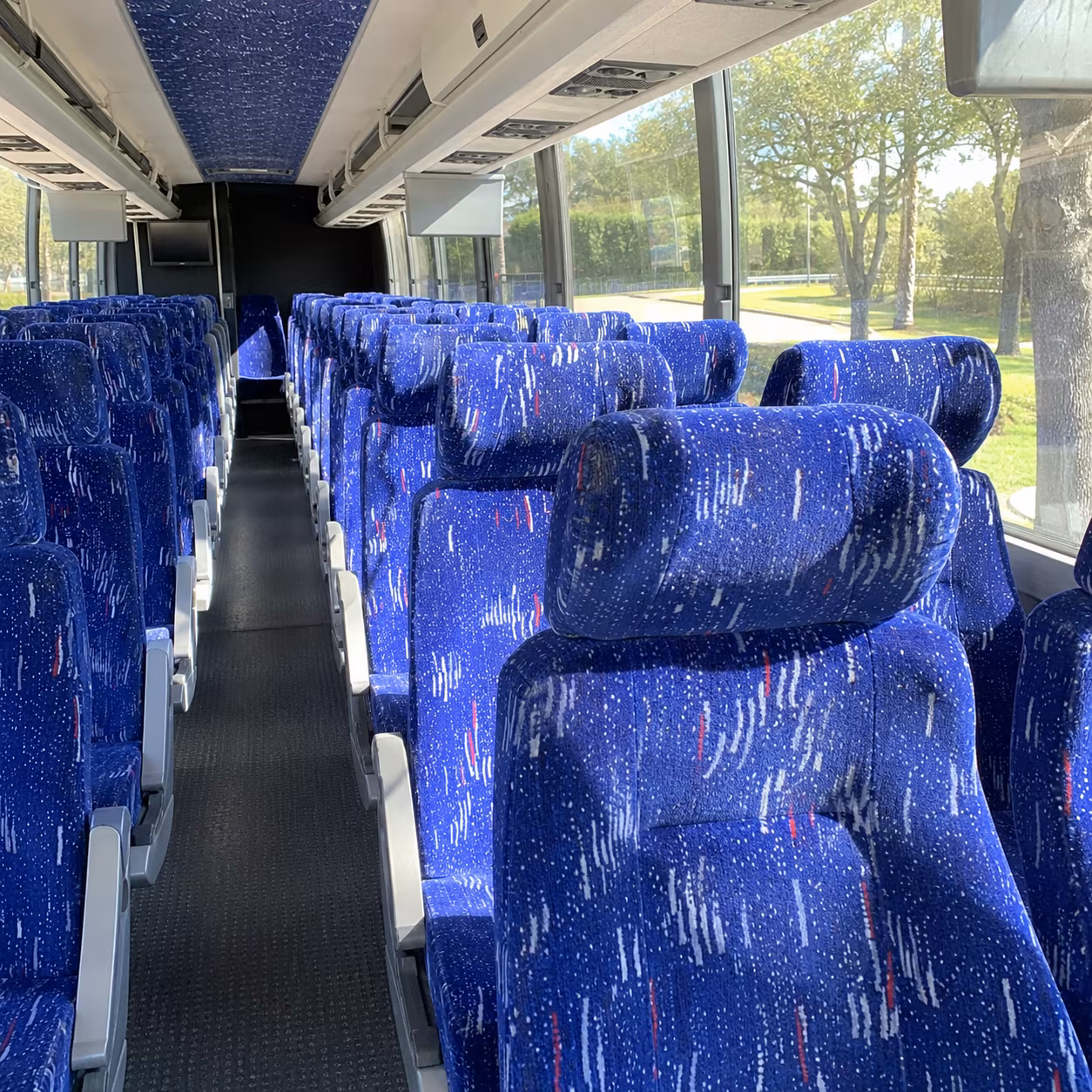kissimmee charter buses to miami and south florida