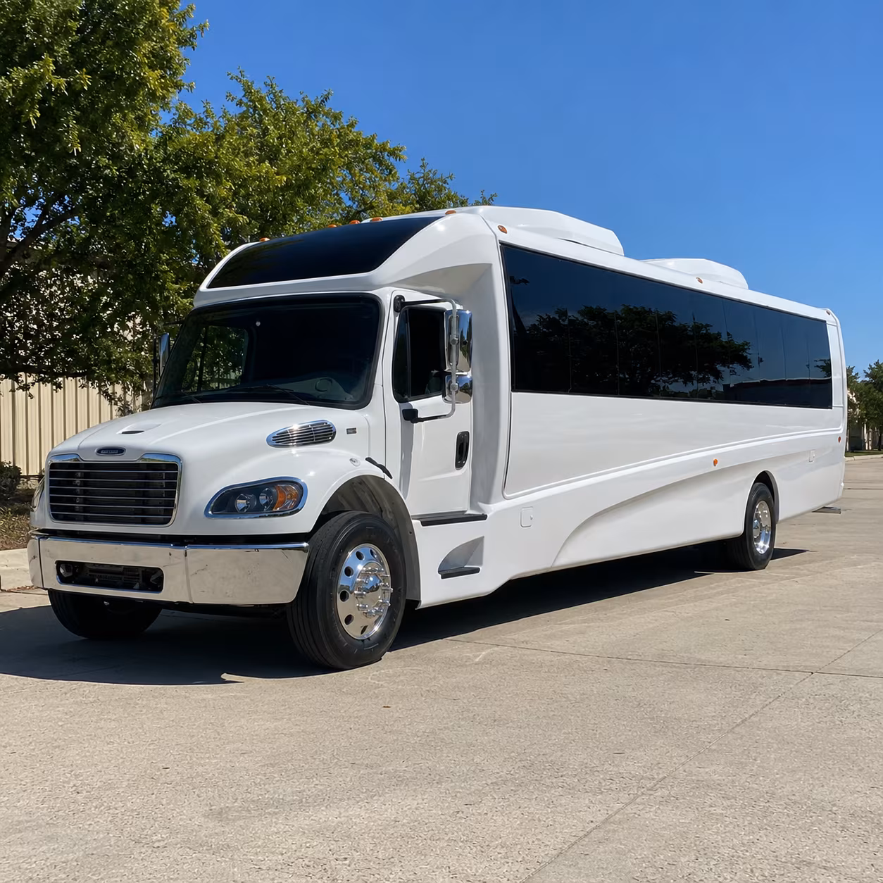 kissimmee senior ministry and parishioner shuttle buses