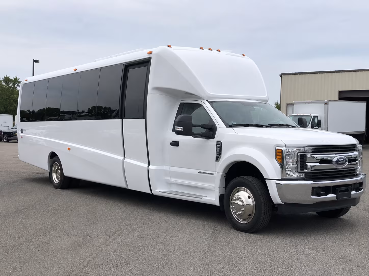 kissimmee sporting event transportation onboard seating