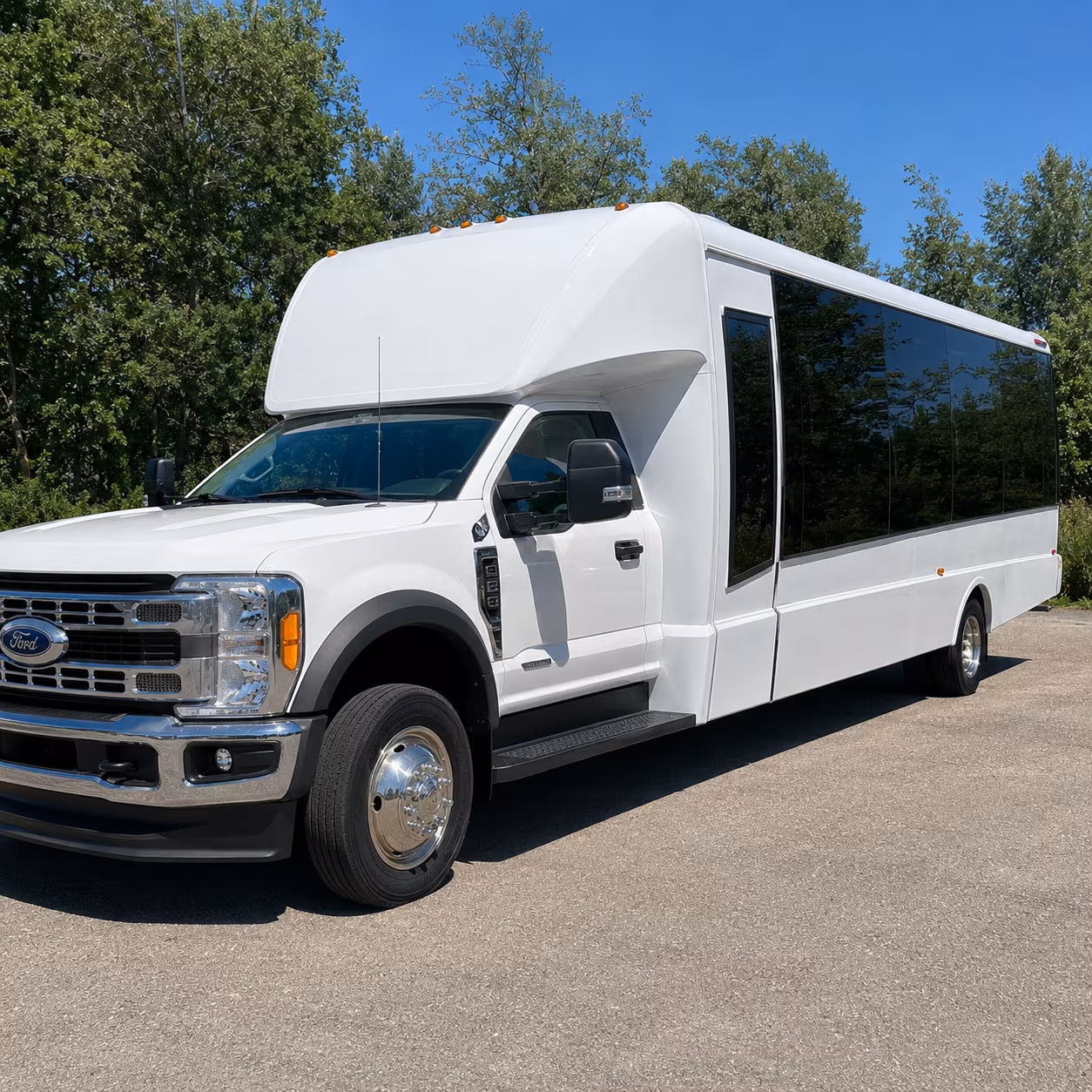 private vacation and family reunion buses in kissimmee