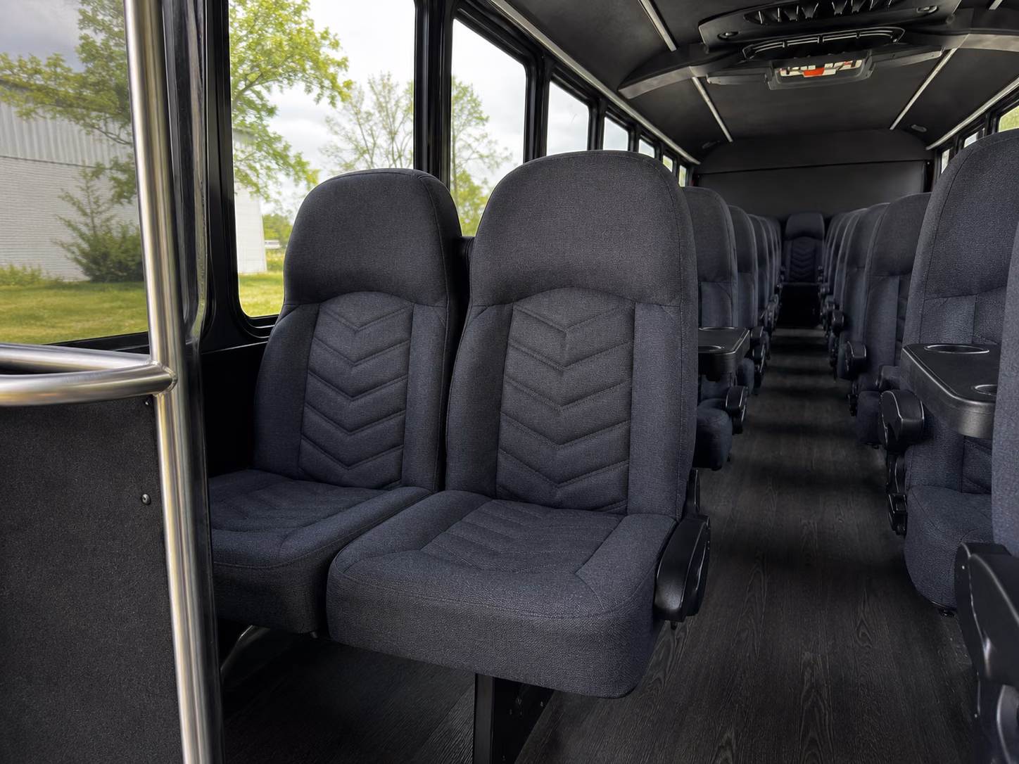 shuttle buses for kissimmee wedding guests between hotels and venues